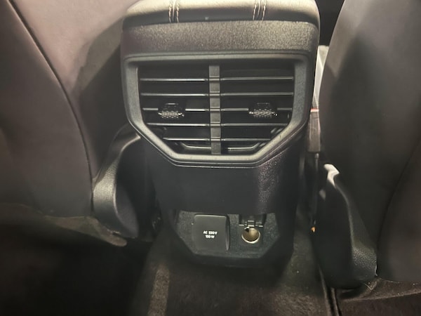 Used Volkswagen Amarok 2023 for sale - 76178059: Photo 25
