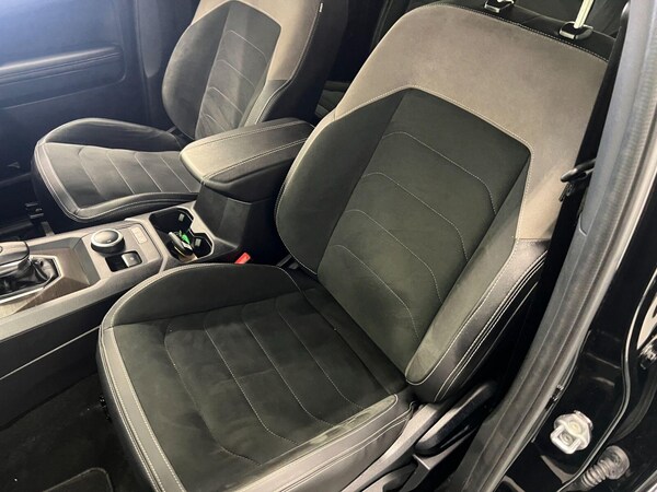 Used Volkswagen Amarok 2023 for sale - 76178059: Photo 28