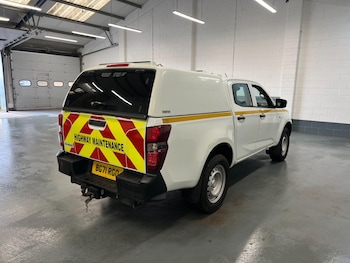 Used Isuzu D-Max 2021 for sale - 76568127: Photo