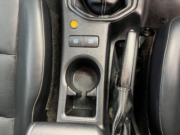 Used Toyota Hilux 2020 for sale - 75698680: Photo 19