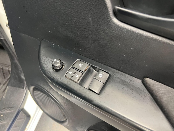 Used Toyota Hilux 2020 for sale - 75698680: Photo 35