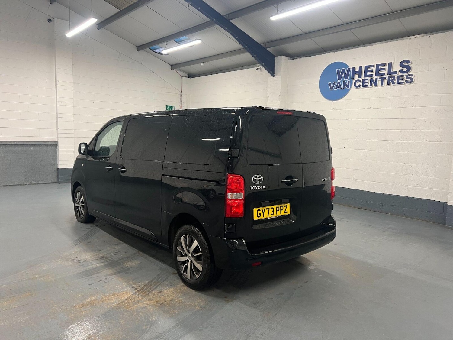 Used Toyota ProAce 2023 for sale - 76691526: Photo 2