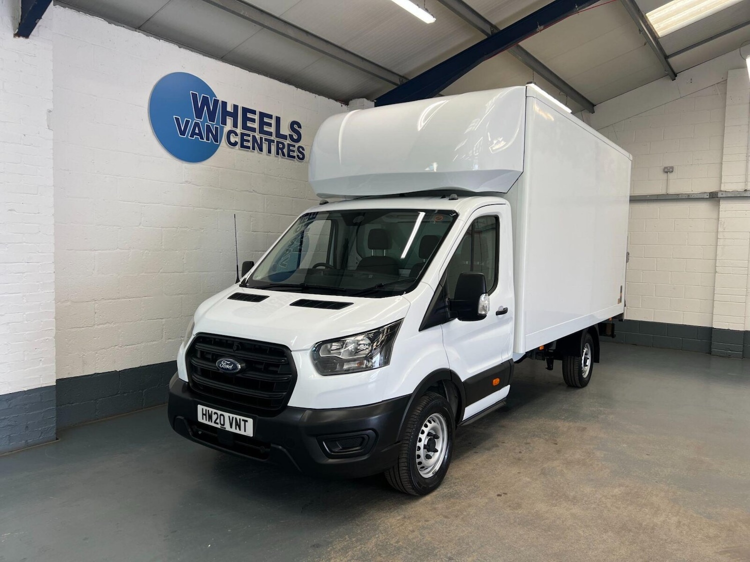 Used Ford Transit 2020 for sale - 75979880: Photo 1