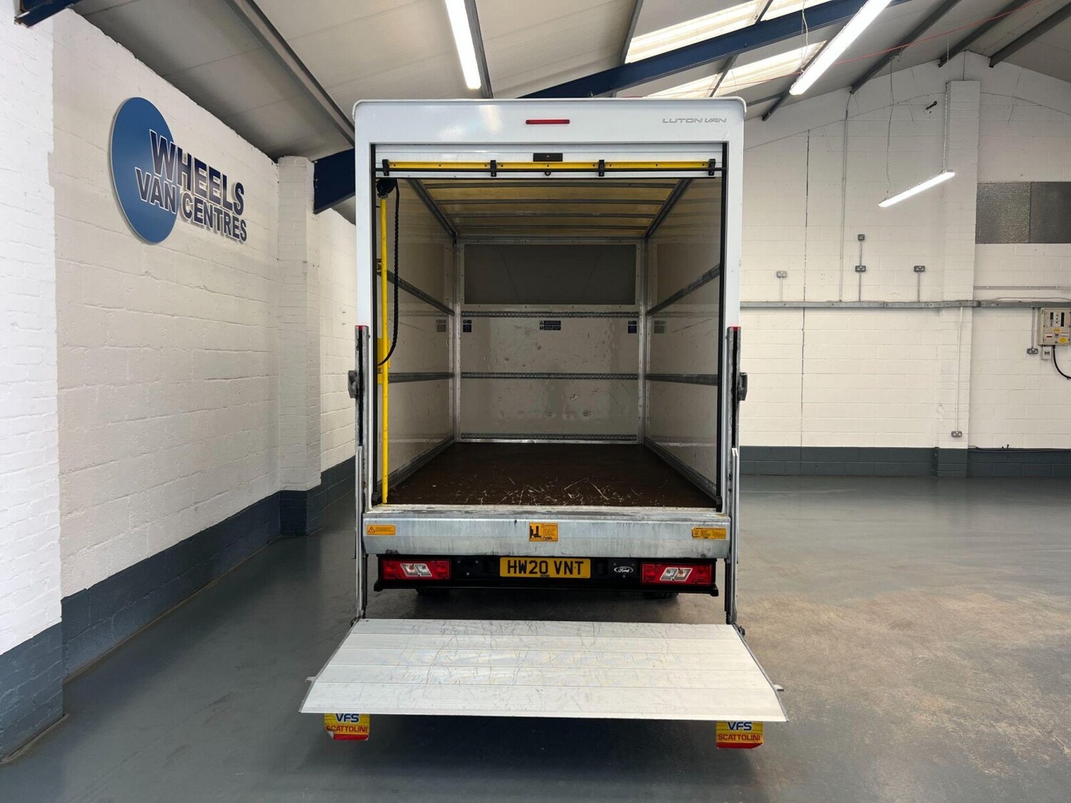 Used Ford Transit 2020 for sale - 75979880: Photo 31