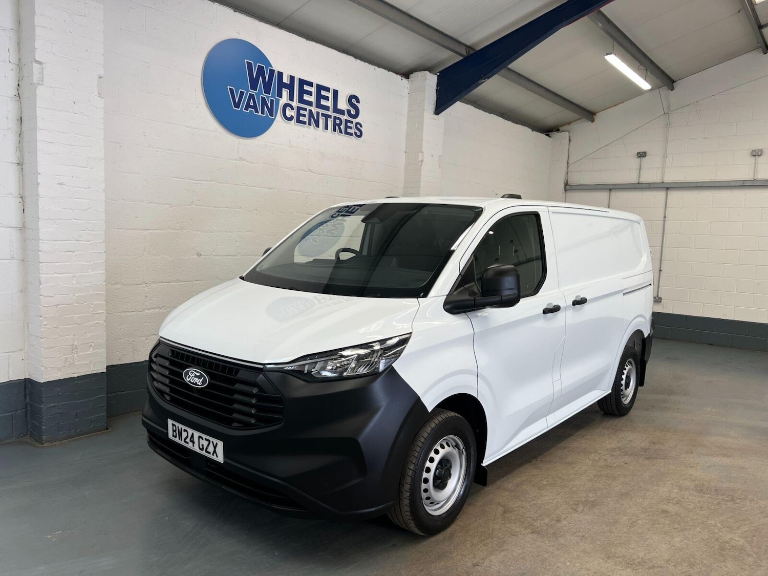 Used Ford Transit Custom 2024 for sale - 76871262: Photo 1