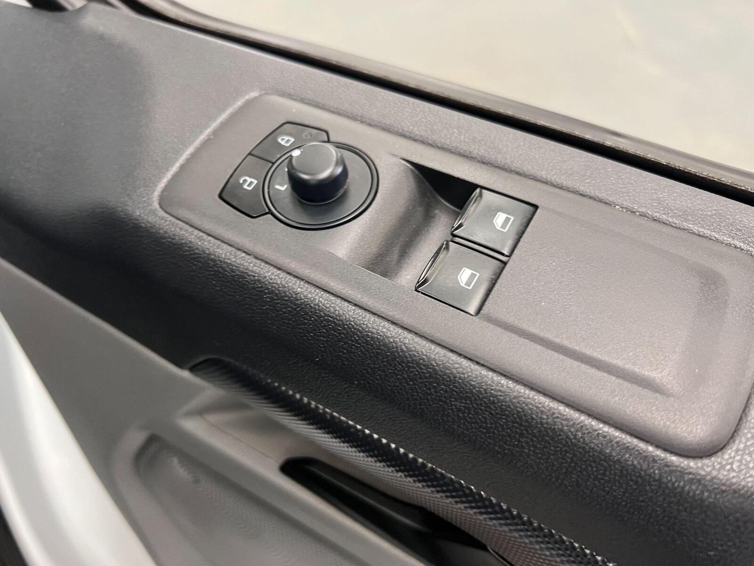 Used Ford Transit Custom 2024 for sale - 76871262: Photo 10