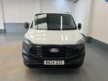 Used Ford Transit Custom 2024 for sale - 76871262: Photo