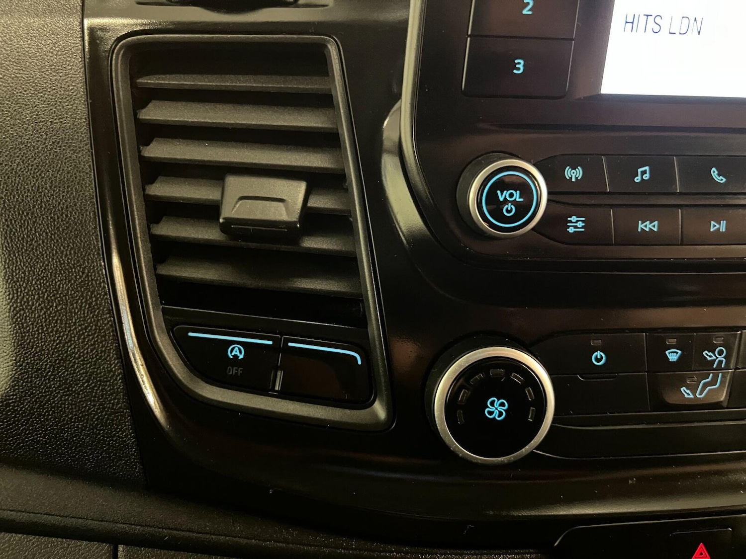 Used Ford Transit 2021 for sale - 76869326: Photo 24