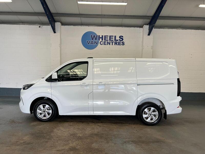 Used Ford Transit Custom 2024 for sale - 76903893: Photo 2