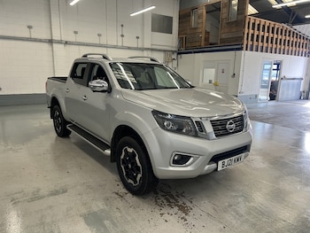Used Nissan Navara 2021 for sale - 77805763: Photo