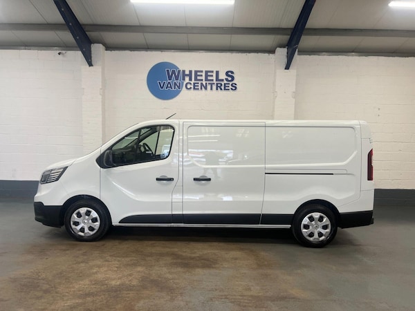 Used Renault Trafic 2023 for sale - 76172461: Photo 2