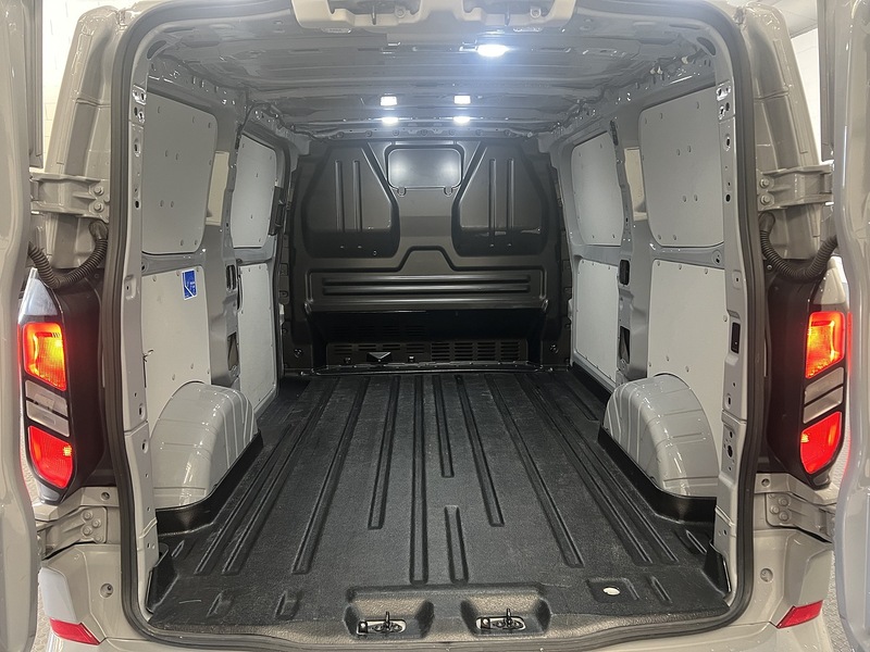 Used Ford Transit Custom 2024 for sale - 78031131: Photo 5
