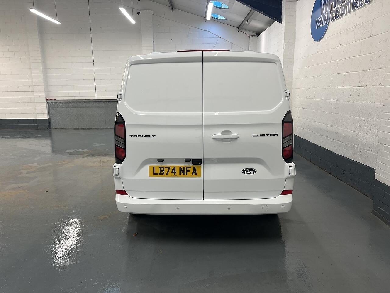 Used Ford Transit Custom 2024 for sale - 76874188: Photo 4