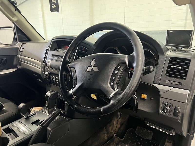 Used Mitsubishi Shogun 2014 for sale - 78097571: Photo 6