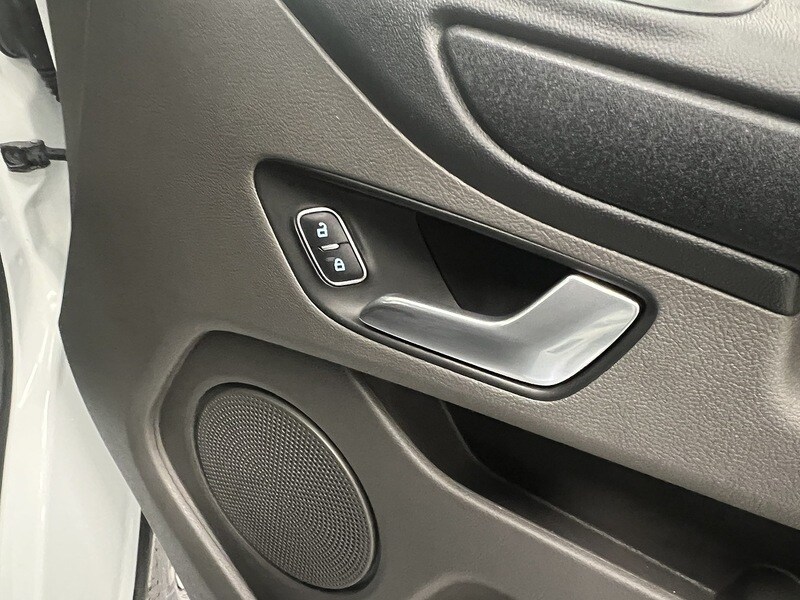 Used Ford Transit Custom 2022 for sale - 77328750: Photo 13