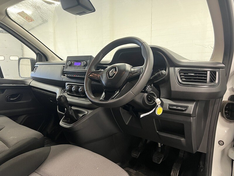 Used Renault Trafic 2023 for sale - 77465228: Photo 6