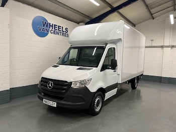 Mercedes-Benz Sprinter feature image
