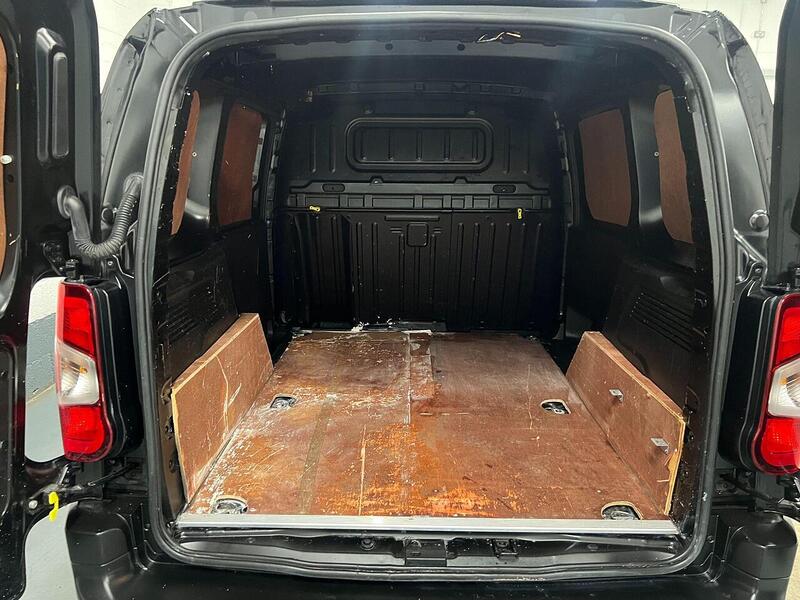 Used Peugeot Partner 2021 for sale - 76903971: Photo 25