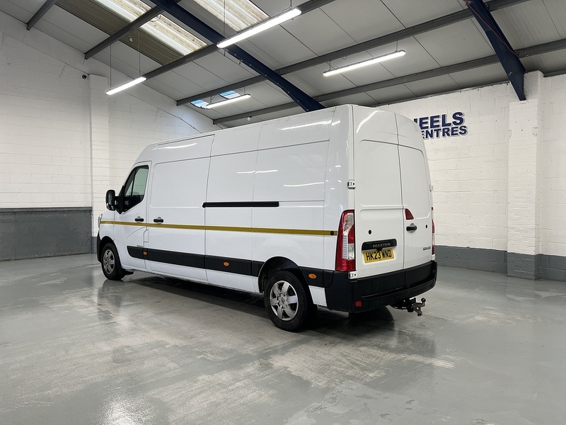 Used Renault Master 2023 for sale - 77543634: Photo 2