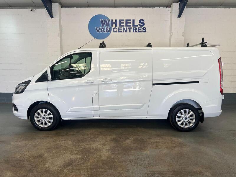 Used Ford Transit Custom 2023 for sale - 76904294: Photo 2