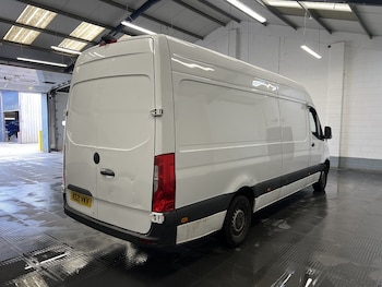 Used Mercedes-Benz Sprinter 2021 for sale - 79082520: Photo
