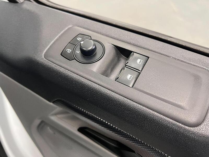 Used Ford Transit Custom 2024 for sale - 76903955: Photo 10