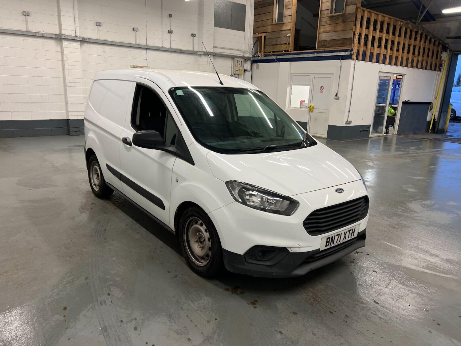 Used Ford Transit Courier 2021 for sale - 76595318: Photo 4