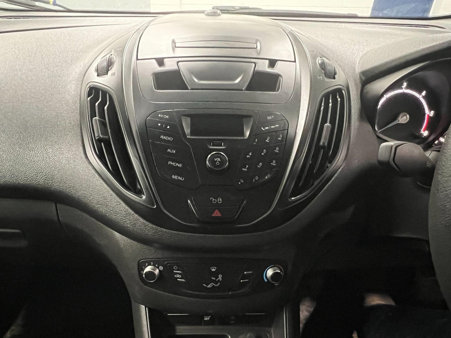 Used Ford Transit Courier 2021 for sale - 76595318: Photo 8