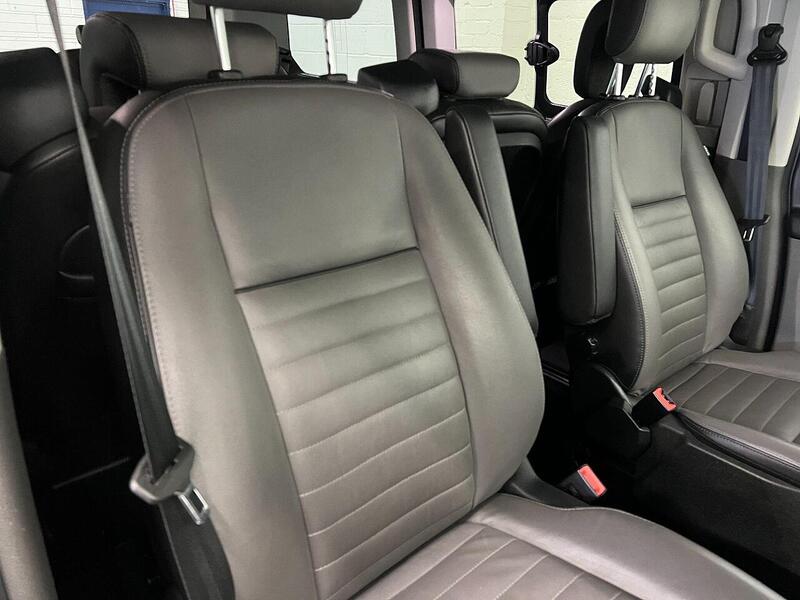 Used Ford Tourneo Custom 2022 for sale - 76903930: Photo 9