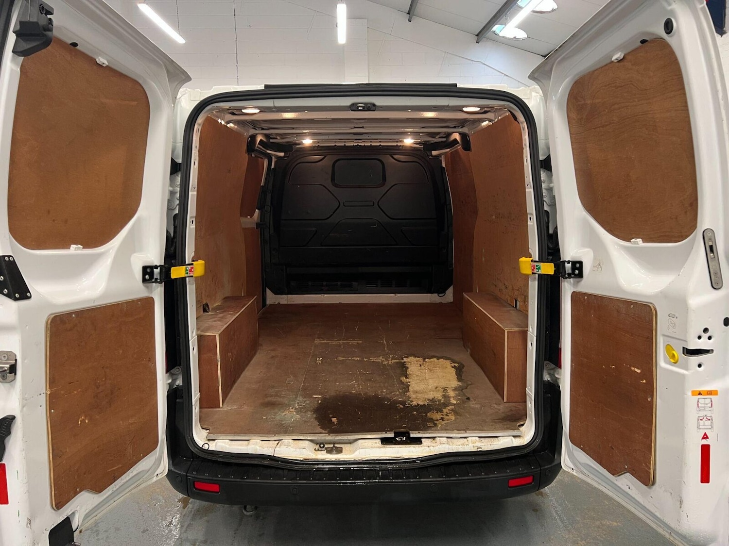 Used Ford Transit Custom 2021 for sale - 76780273: Photo 10