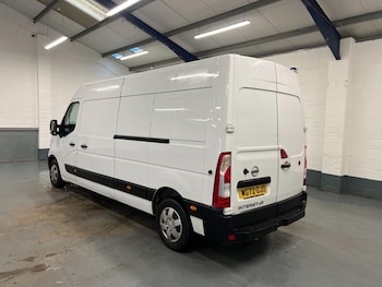 Used Nissan Interstar 2022 for sale - 76452343: Photo