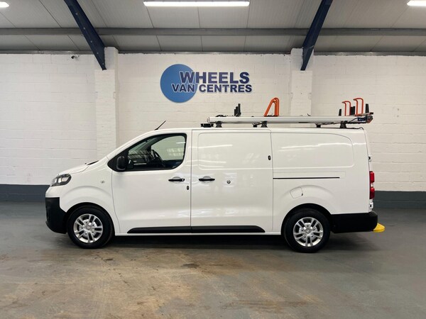 Used Vauxhall Vivaro 2021 for sale - 75404034: Photo 2