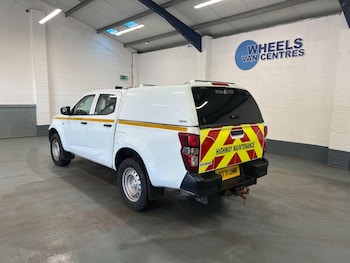 Used Isuzu D-Max 2021 for sale - 76660910: Photo