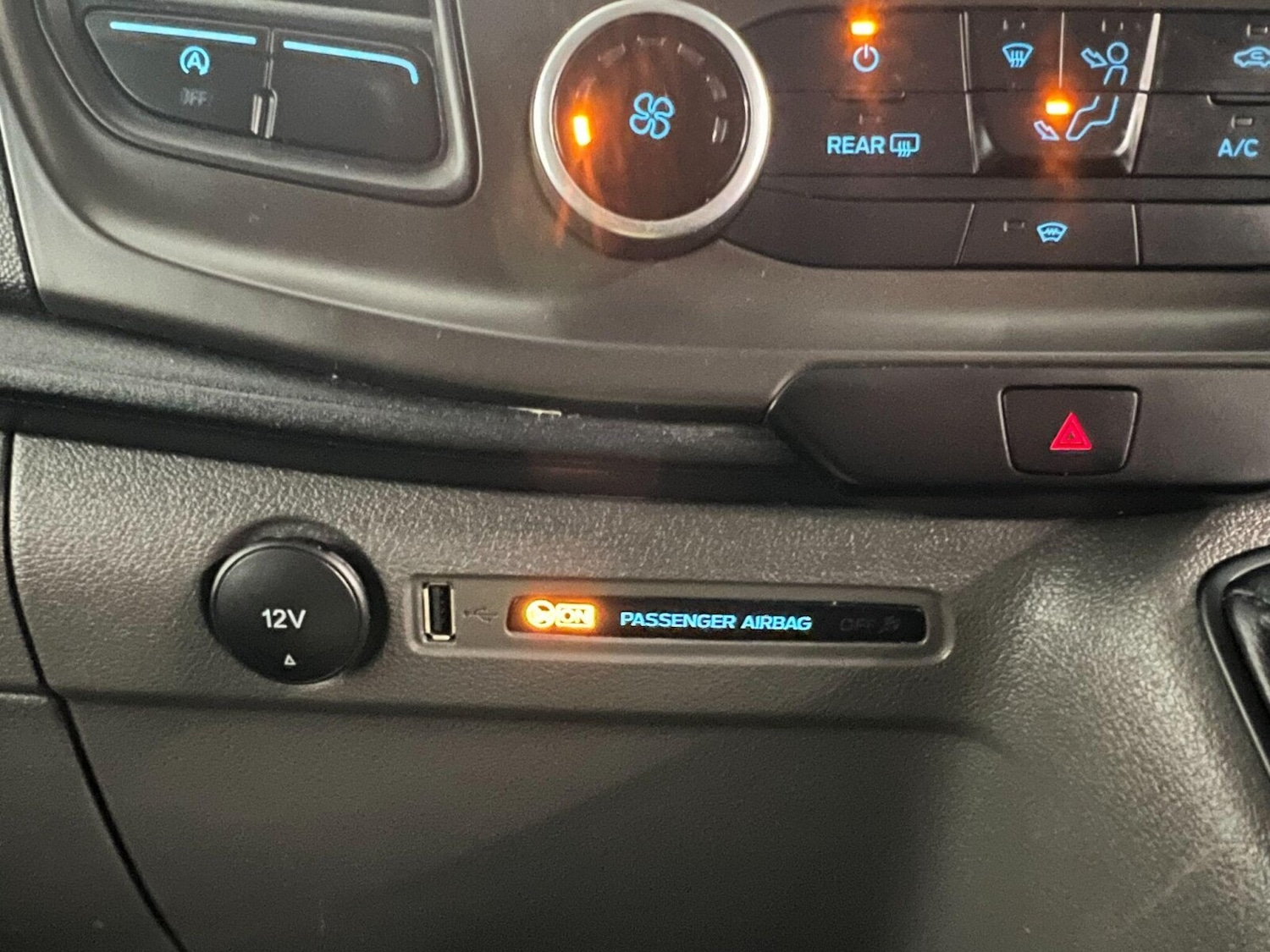 Used Ford Transit Custom 2022 for sale - 76872795: Photo 16