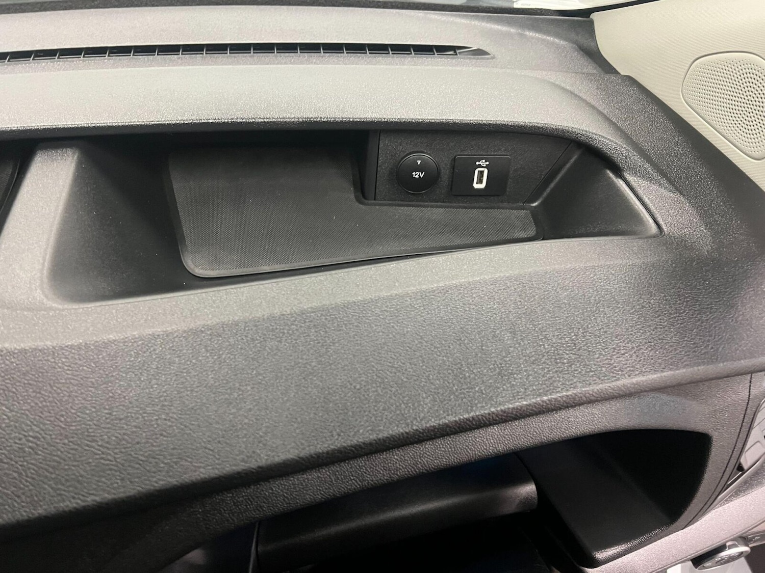 Used Ford Transit Custom 2022 for sale - 76872795: Photo 37