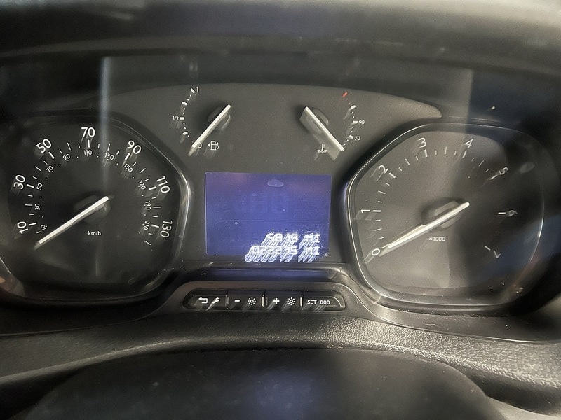 Used Vauxhall Vivaro 2023 for sale - 77735177: Photo 8