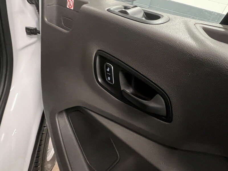 Used Ford Transit 2023 for sale - 76903905: Photo 13