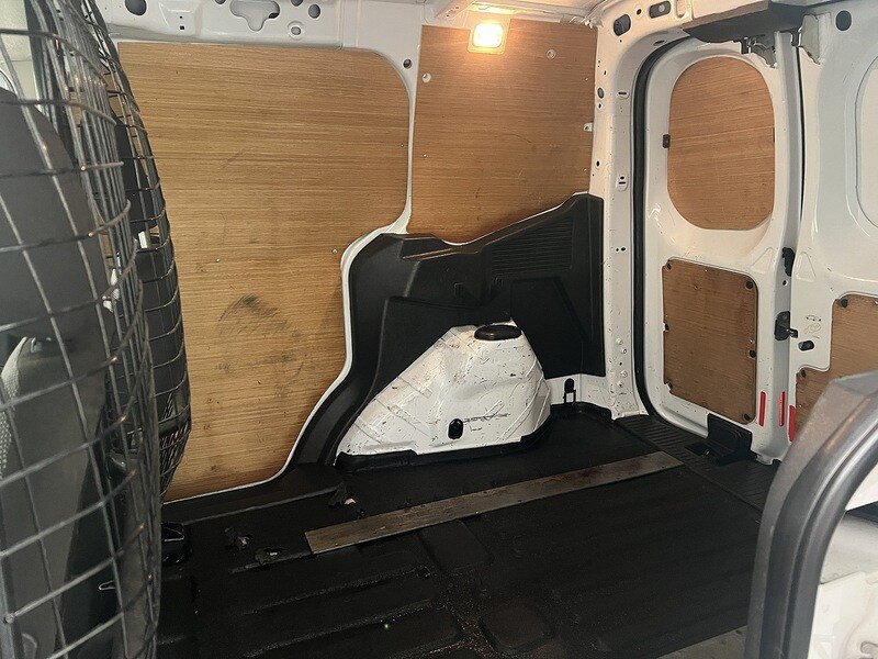 Used Ford Transit Courier 2020 for sale - 77490664: Photo 29