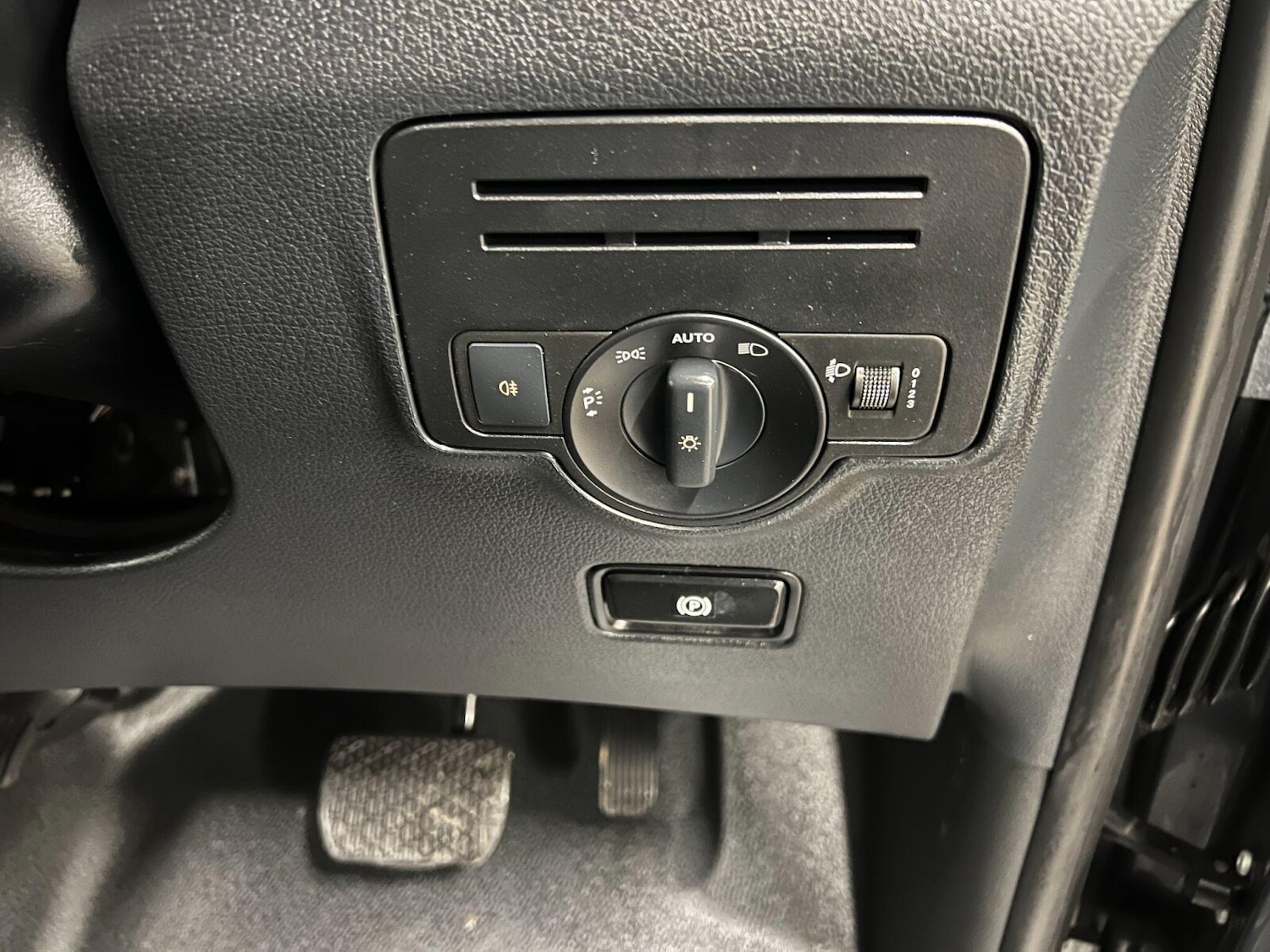 Used Mercedes-Benz Vito 2022 for sale - 76112420: Photo 19