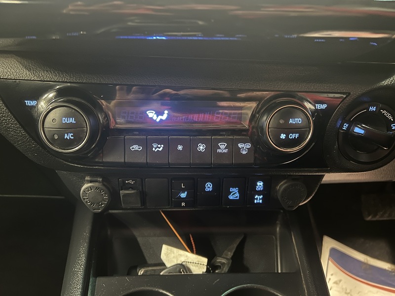 Used Toyota Hilux 2022 for sale - 78107364: Photo 10