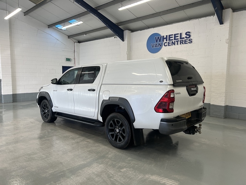 Used Toyota Hilux 2023 for sale - 77356886: Photo 2