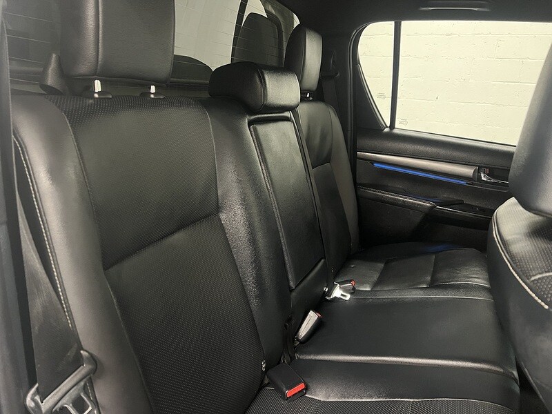 Used Toyota Hilux 2023 for sale - 77356886: Photo 36
