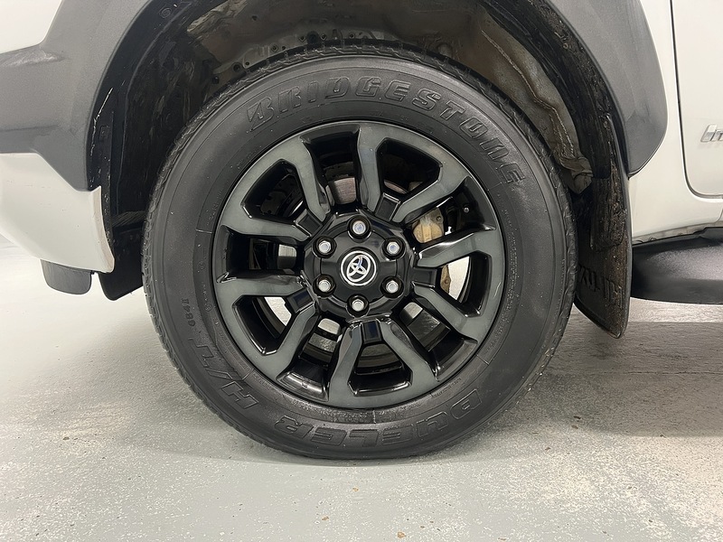 Used Toyota Hilux 2023 for sale - 77356886: Photo 43