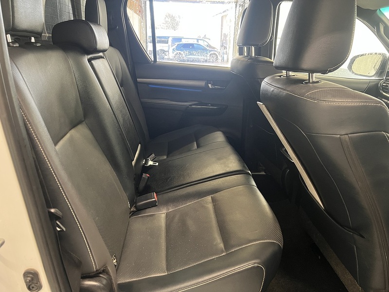 Used Toyota Hilux 2023 for sale - 77356886: Photo 6