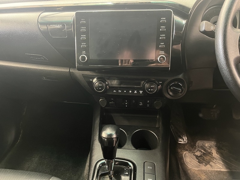 Used Toyota Hilux 2023 for sale - 77356886: Photo 9