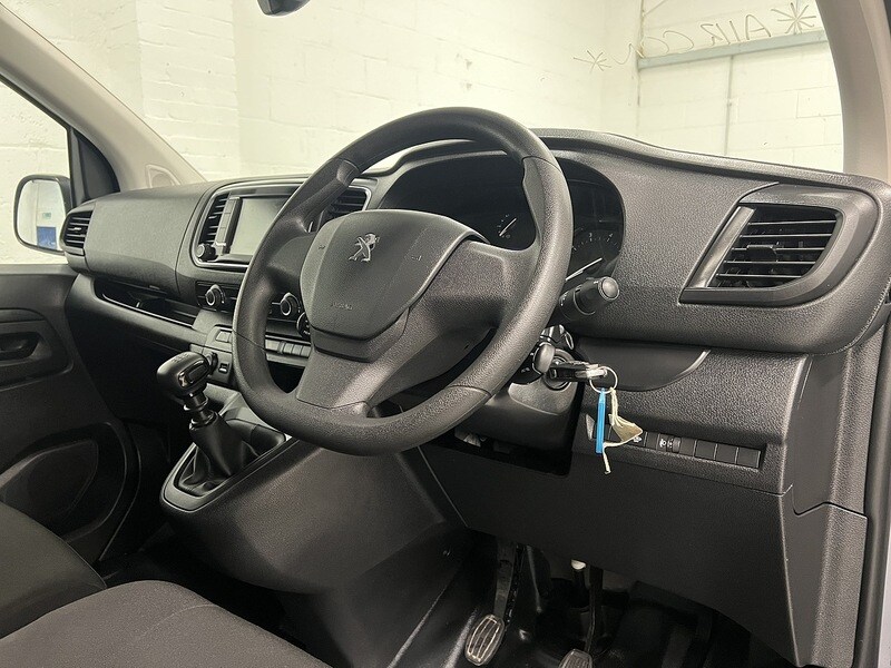 Used Peugeot Expert 2023 for sale - 77303154: Photo 11