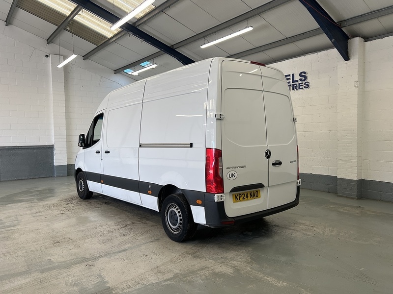 Used Mercedes-Benz Sprinter 2024 for sale - 77937342: Photo 2