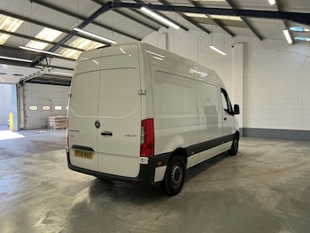 Used Mercedes-Benz Sprinter 2024 for sale - 77937342: Photo