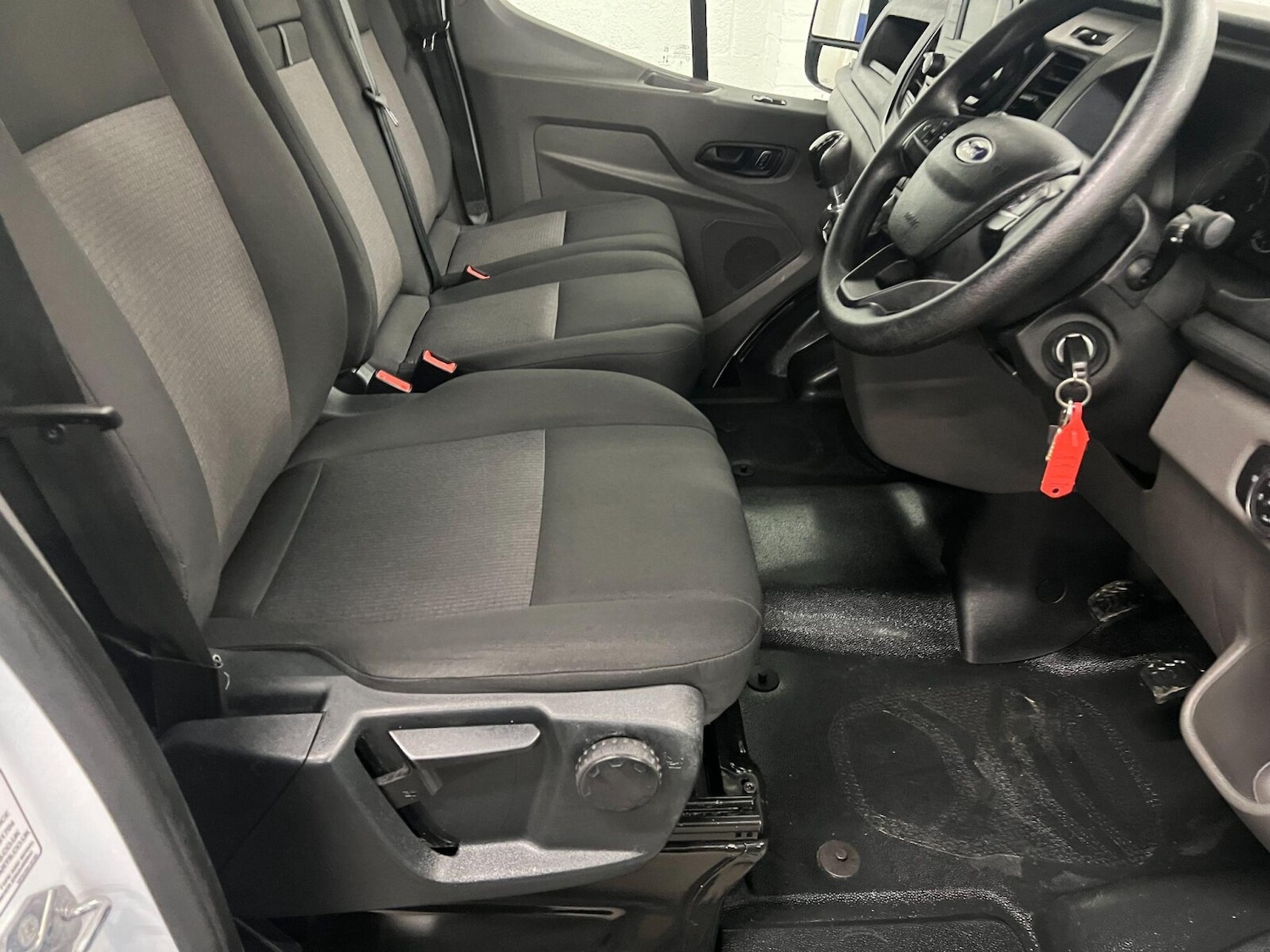Used Ford Transit 2023 for sale - 76870903: Photo 10
