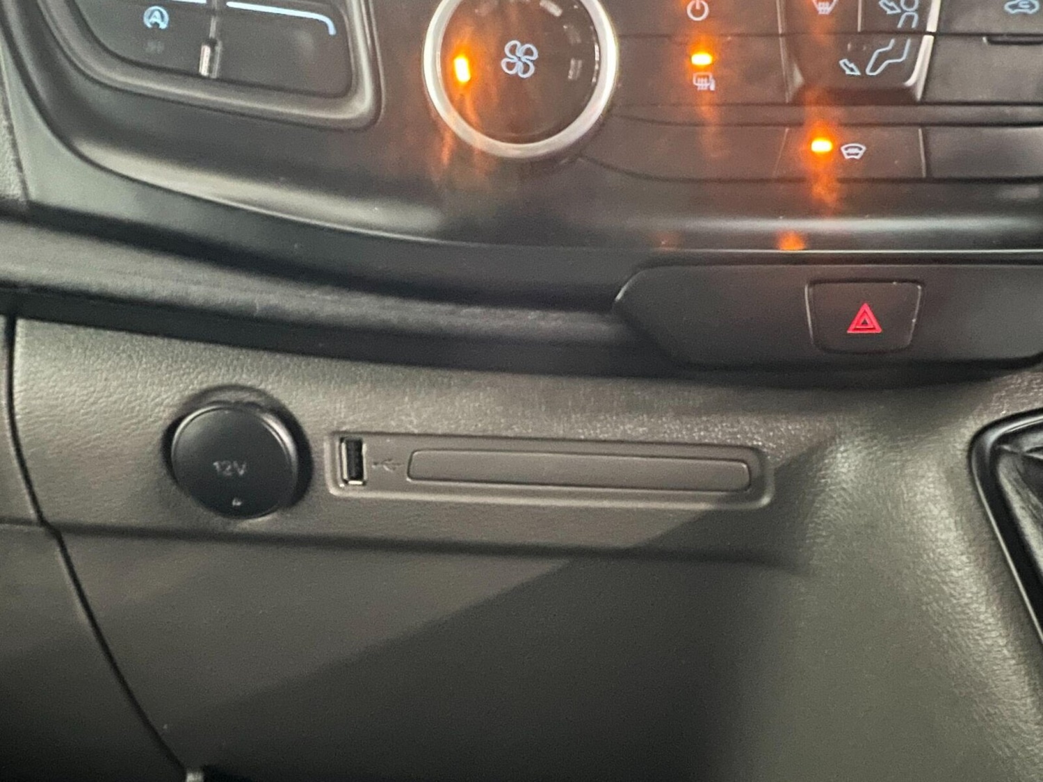 Used Ford Transit 2023 for sale - 76870903: Photo 16